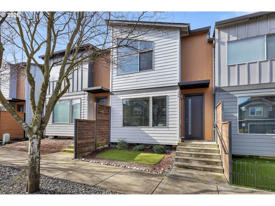 179 N 44th Pl, Ridgefield, WA 98642 - #2