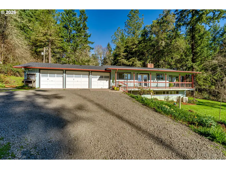 29625 Gimpl Hill Rd, Eugene, OR 97402 - #3