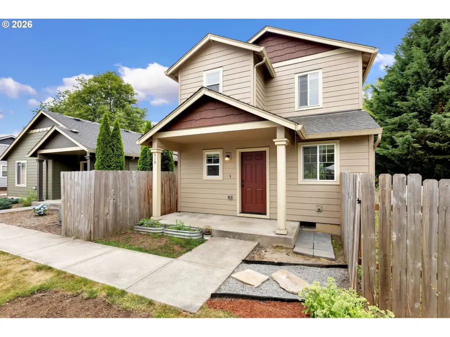 519 NE 2nd St, Battle Ground, WA 98604 - #3