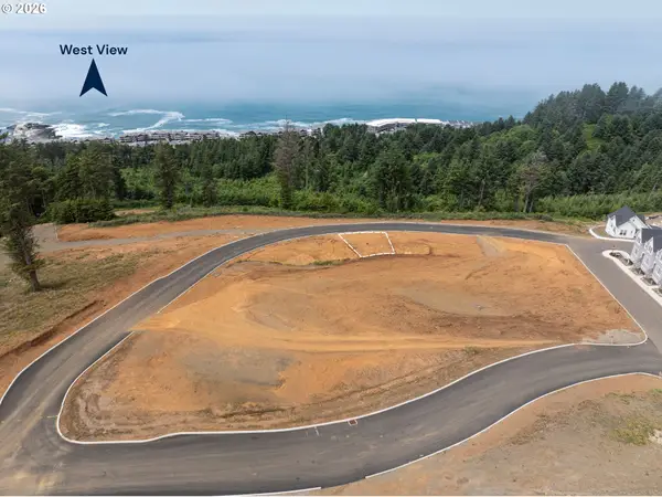 1195 NE Seascape Ave #Lot 32, DepoeBay, OR 97341
