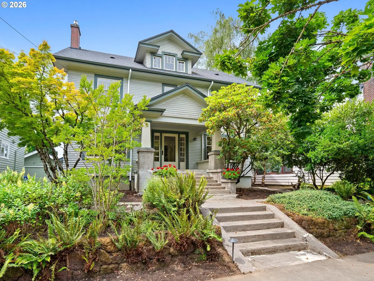 537 NE Royal Ct, Portland, OR 97232 - #1