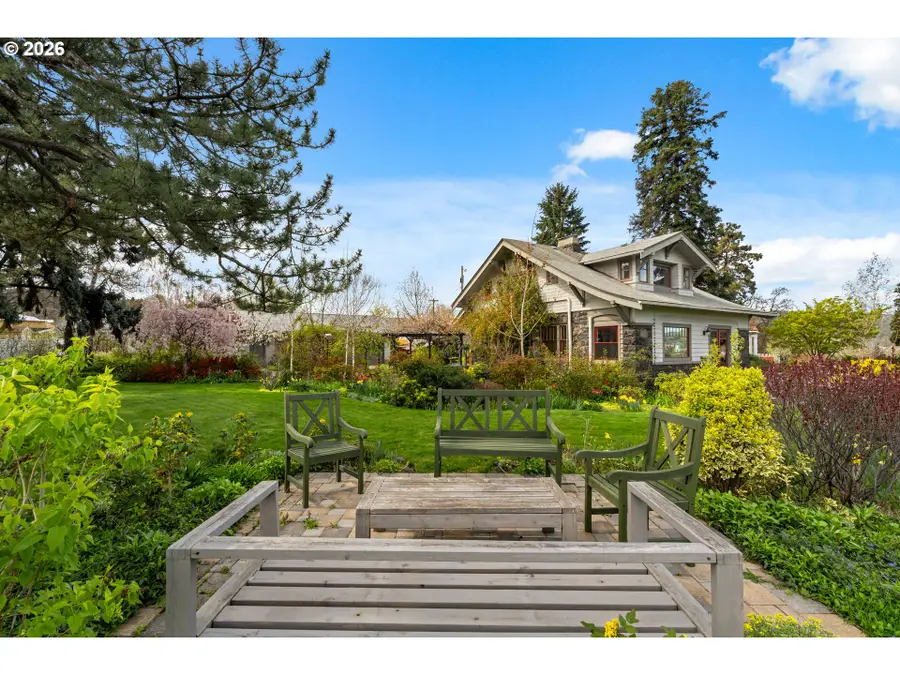 600 Garrison St, The Dalles, OR 97058 - #2