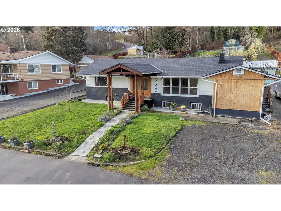 243 N Shepherd Rd, Washougal, WA 98671 - #2