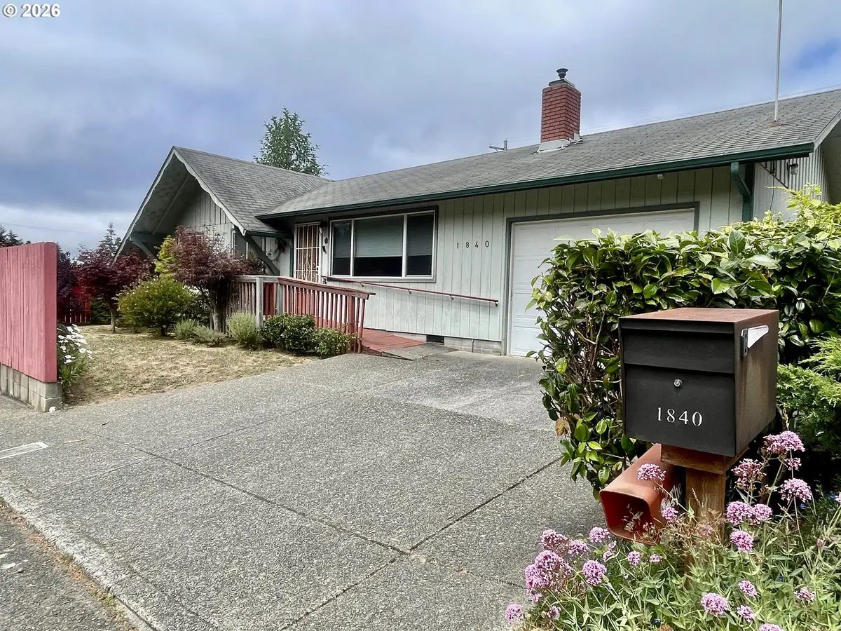 1840 Ocean Blvd, Coos Bay, OR 97420 - #1