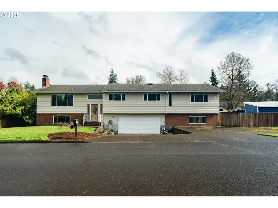 5484 SE Roethe Rd, Milwaukie, OR 97267 - #3