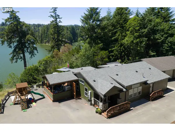 71535 Sunny Cove Rd, Lakeside, OR 97449