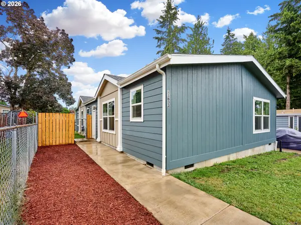 11633 Warbler Ln, Aurora, OR 97002