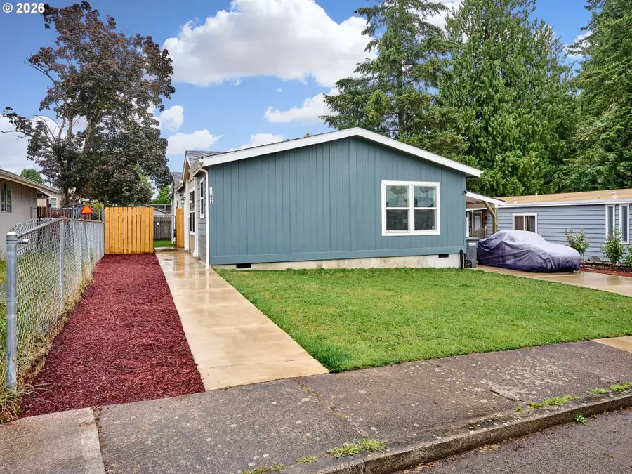 11633 Warbler Ln, Aurora, OR 97002 - #2