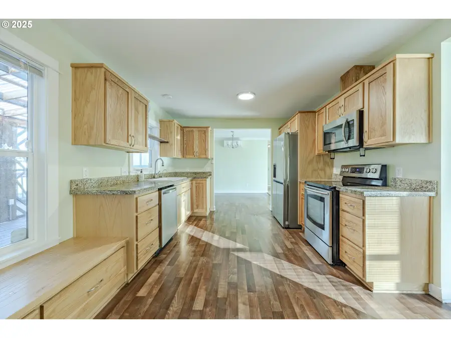 4165 Wood Ave, Eugene, OR 97402 - Image #3