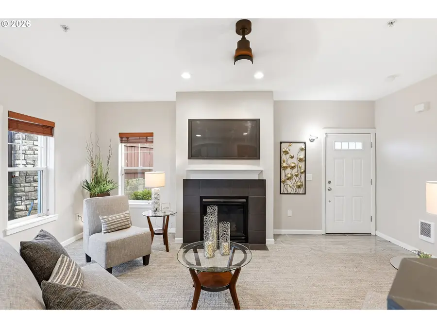 10890 NE Red Wing Way #102, Beaverton, OR 97006 - Image #3