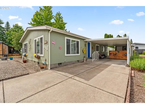 1199 N Terry St #252, Eugene, OR 97402