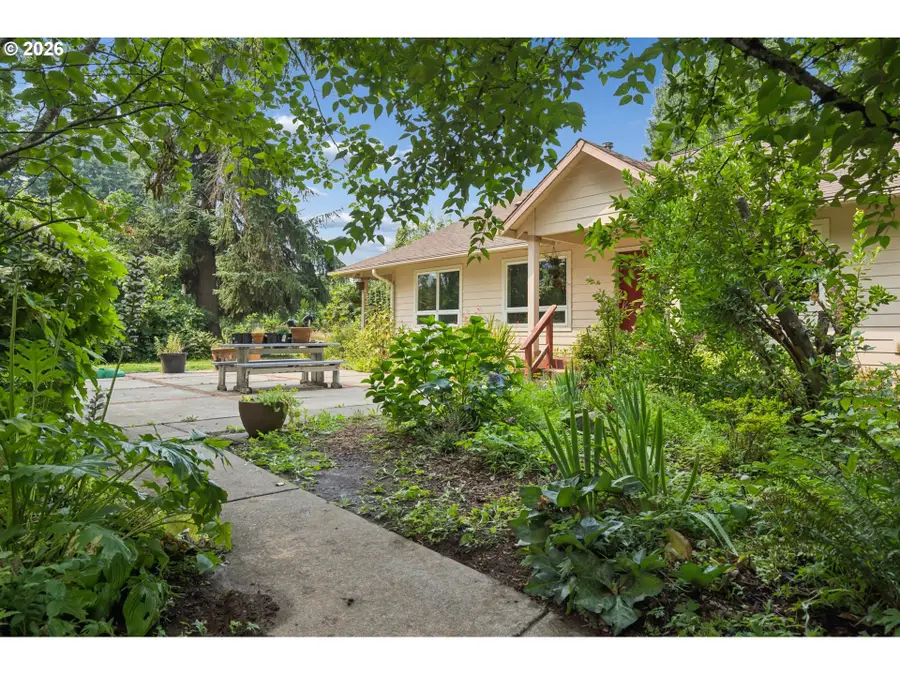 34125 E Historic Columbia Ri Hwy, Corbett, OR 97019 - #3