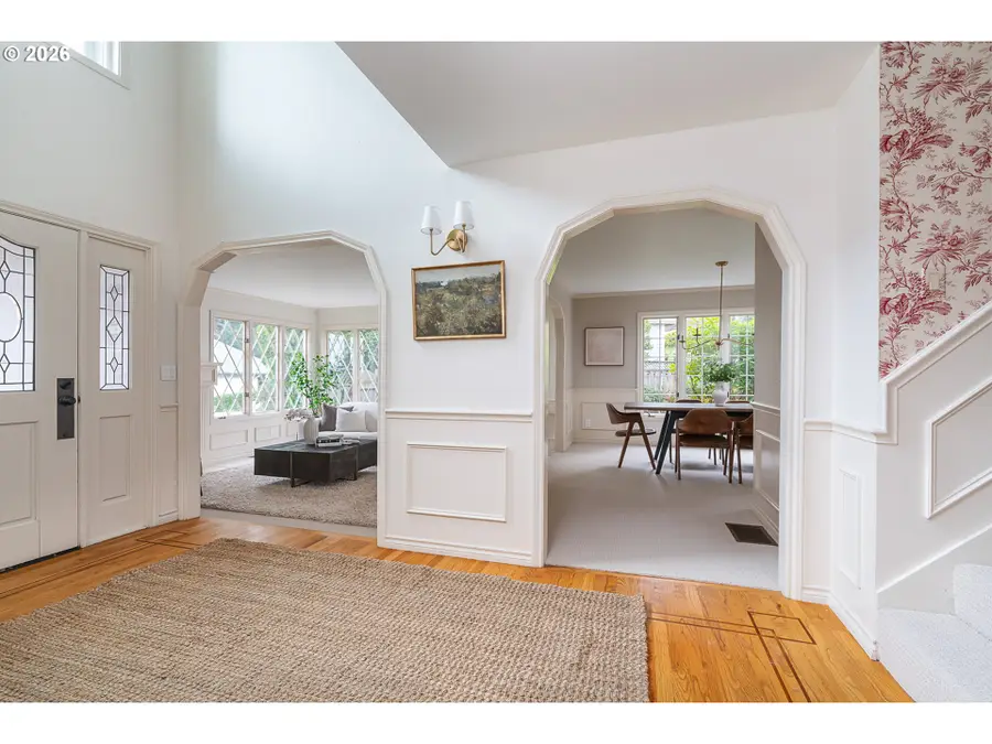 4077 Buck Brush Ln, Lake Oswego, OR 97035 - #3