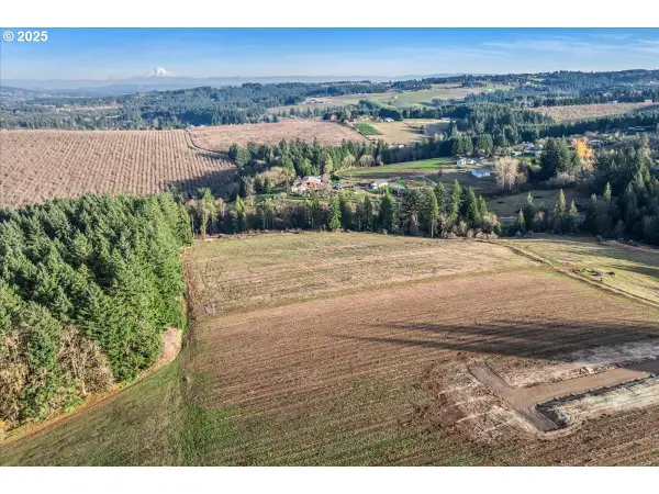 23129 SW Jaquith Rd, Newberg, OR 97132