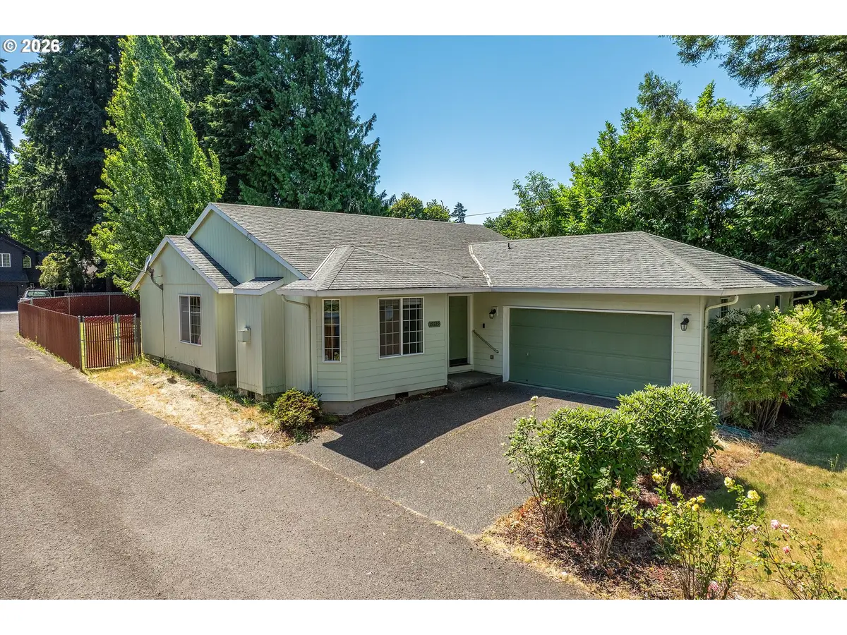 19229 SE River Rd, Milwaukie, OR 97267 - #1