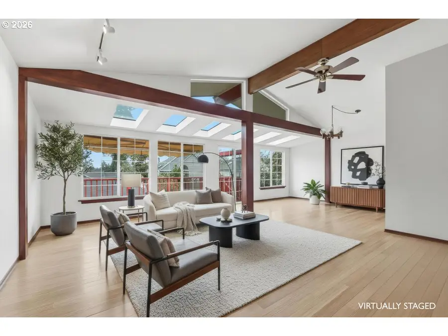 5525 Broadway St, West Linn, OR 97068 - #3