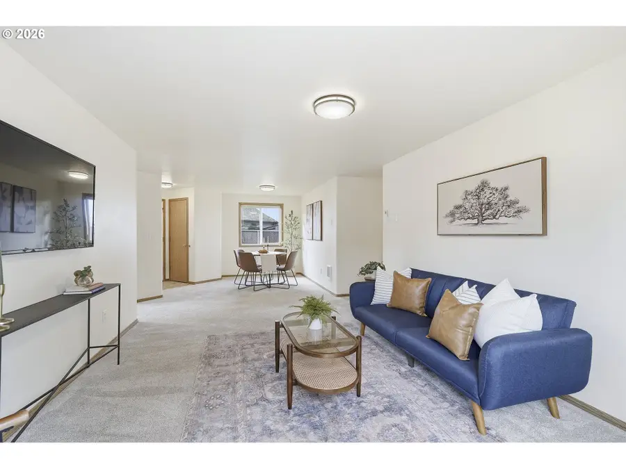 255 7th Ct, Washougal, WA 98671 - #3