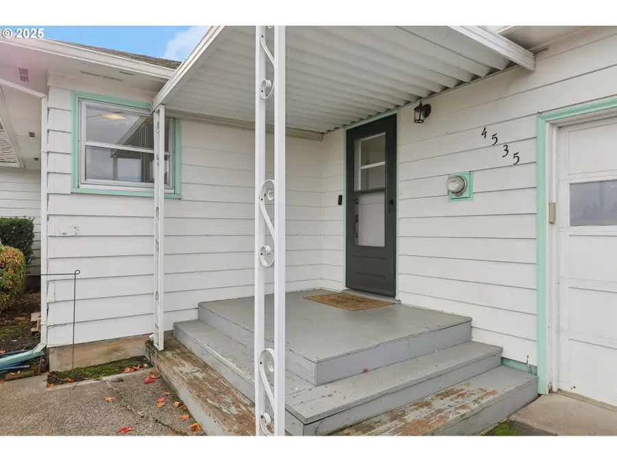 4535 SW Golf Course Rd, Cornelius, OR 97113 - Image #3