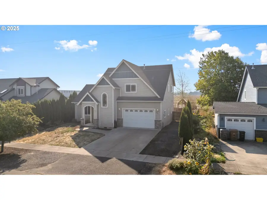 1385 W 5th St, Halsey, OR 97348 - Image #3