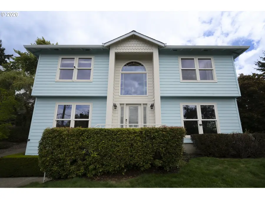 8516 SW 61st Ave, Portland, OR 97219 - #3