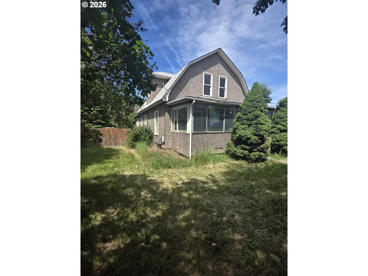 2502 N 2nd St, La Grande, OR 97850 - #1