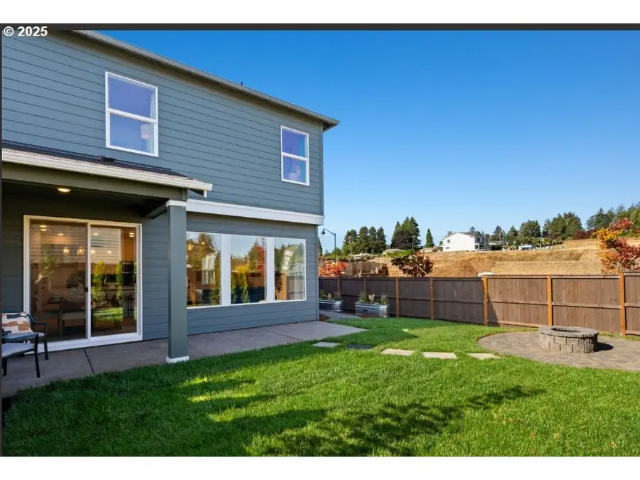 901 Rosebud Ct, Forest Grove, OR 97116 - Image #3