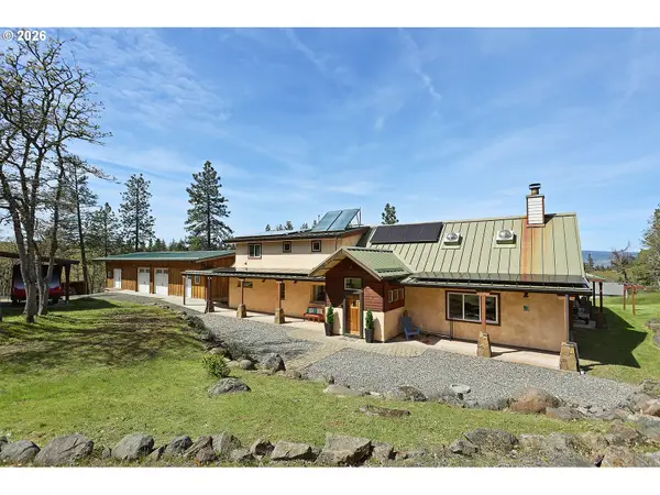 2015 Lonely Ln, Mosier, OR 97040