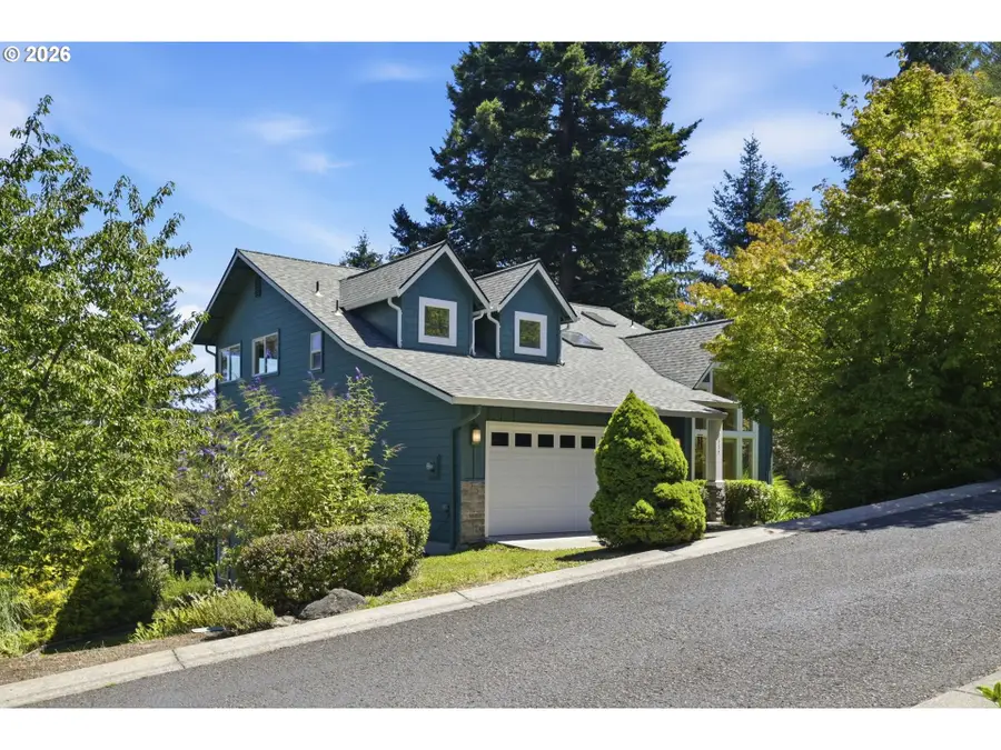 3335 Bentley Ave, Eugene, OR 97405 - #2