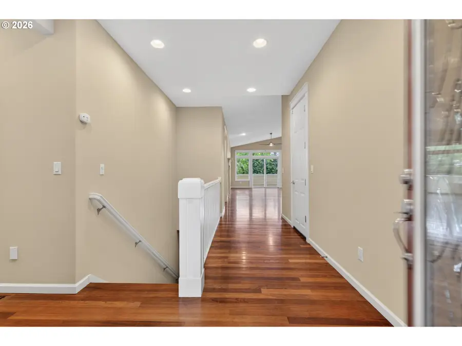 360 N Stonegate Dr, Washougal, WA 98671 - #3