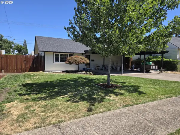 345 23rd St, Springfield, OR 97477