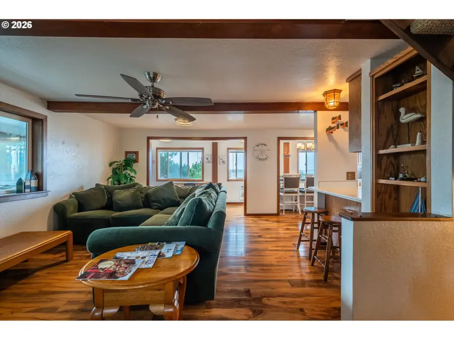 88426 2nd Ave, Florence, OR 97439 - #2
