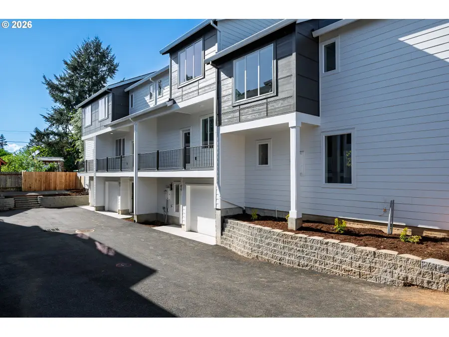 95 NE 78th Ave, Portland, OR 97213 - #2