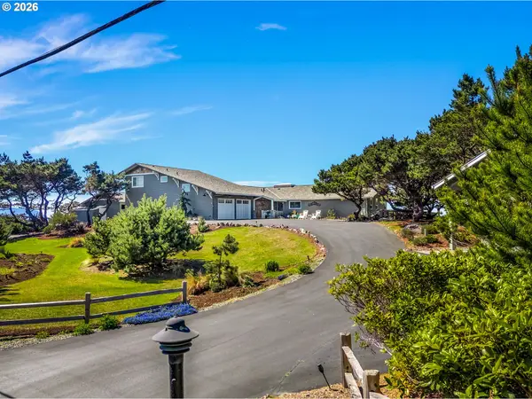89464 Manion Dr, Warrenton, OR 97146