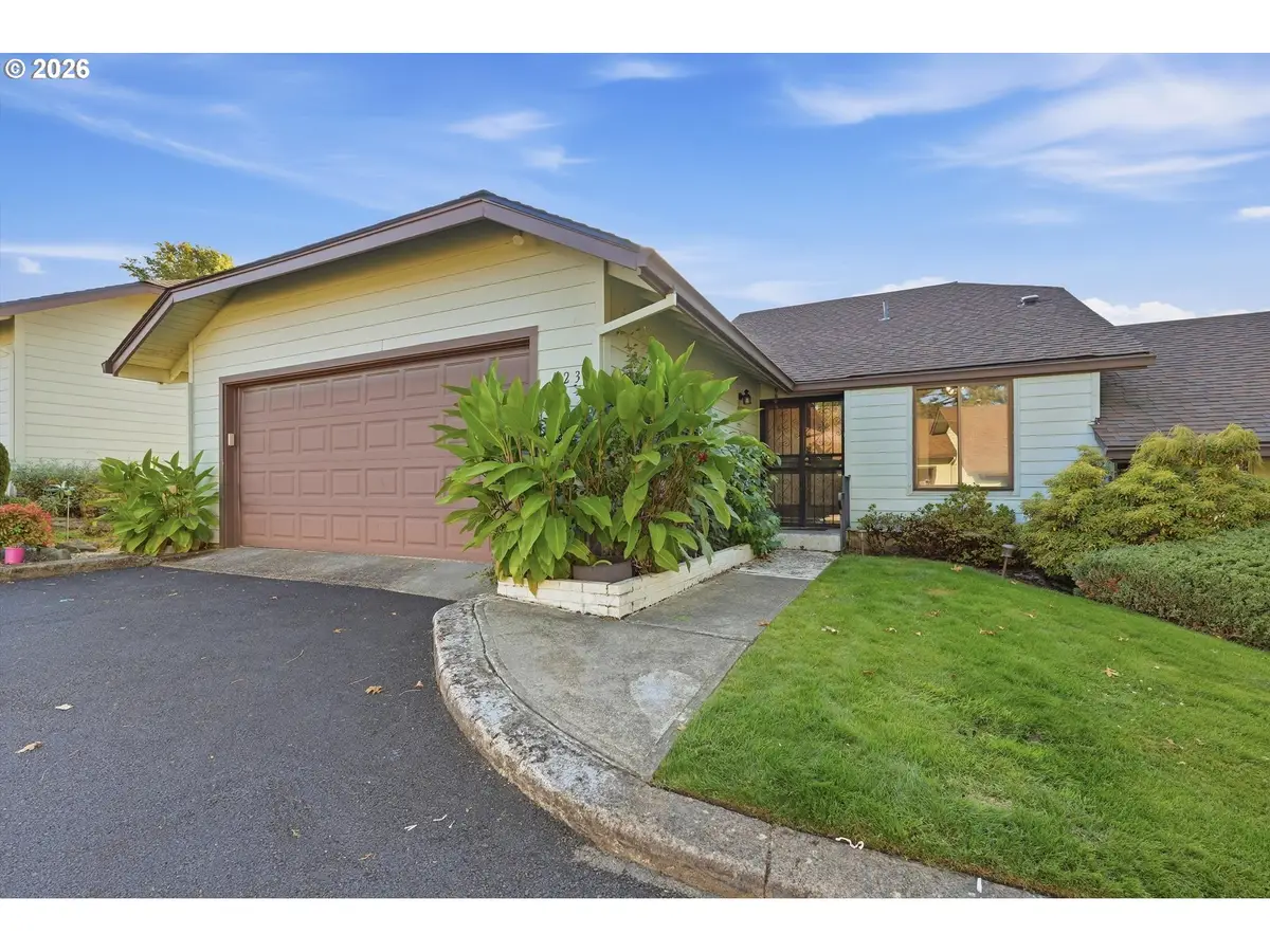 4230 NE 125th Pl, Portland, OR 97230 - #1