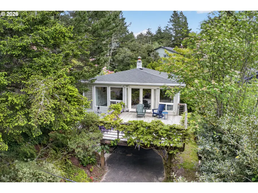 532 4th St, Manzanita, OR 97130 - #2