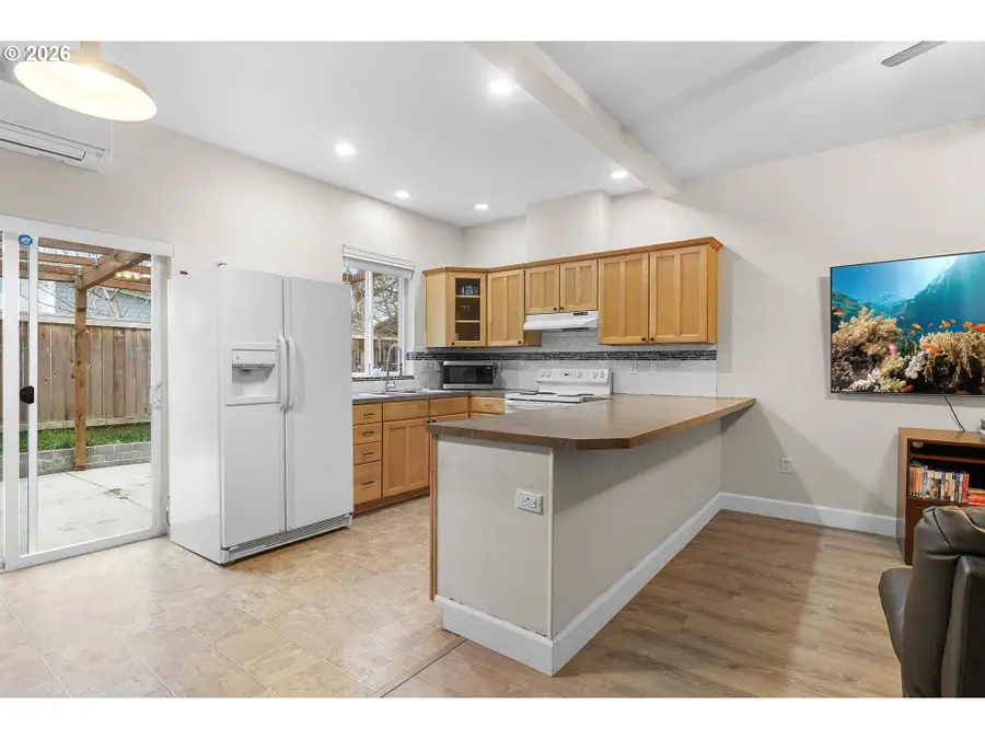 8528 SE Woodstock Blvd, Portland, OR 97266 - #2