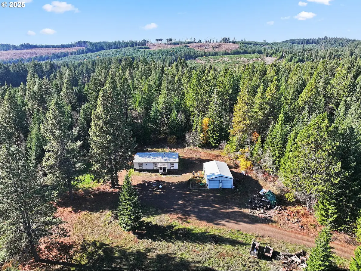 476 Sleepy Hollow Rd, Lyle, WA 98635 - Image #1