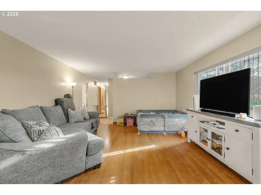 2128 44th Ave, Longview, WA 98632 - #2