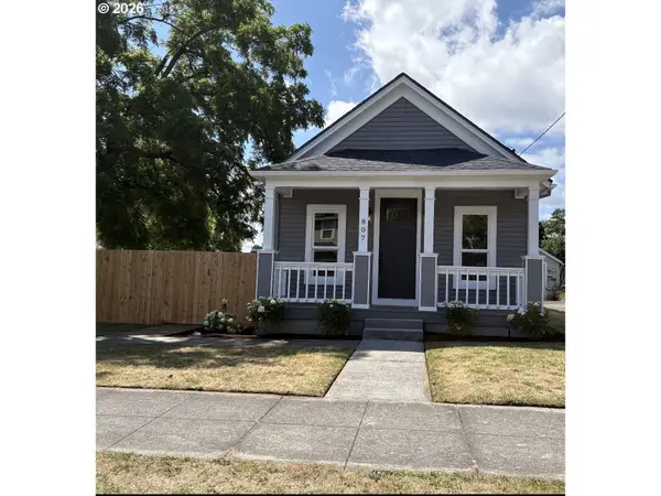 807 NE 74th Ave, Portland, OR 97213