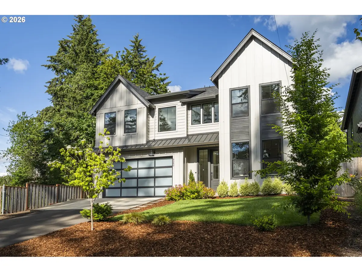 9240 SW 52nd Ave, Portland, OR 97219 - #1