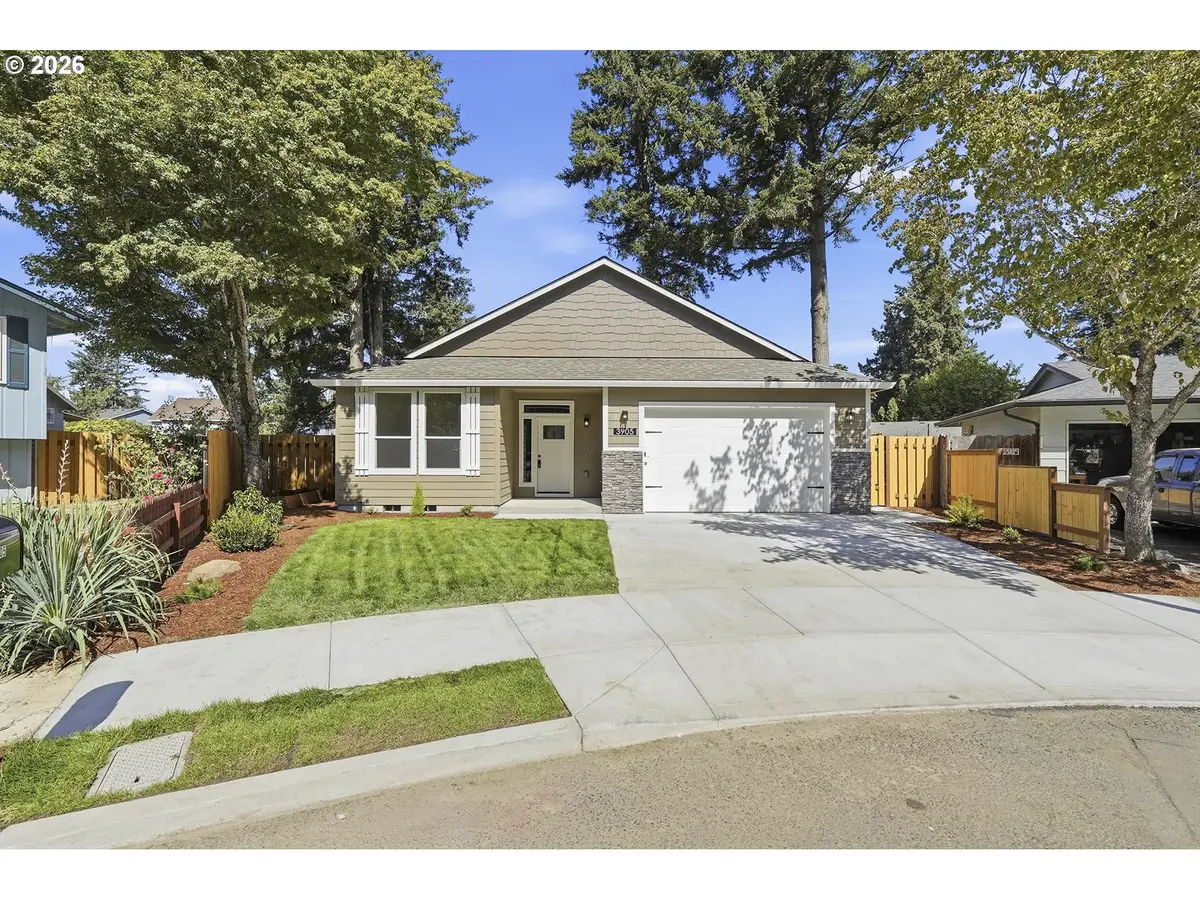 3905 SE 147th Ave, Portland, OR 97236 - #1