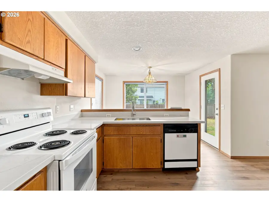 6707 SE Wrenfield St, Hillsboro, OR 97123 - #3