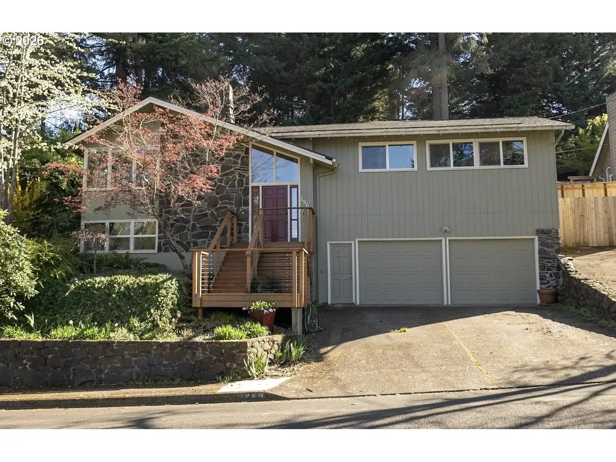 1960 W 25th Ave, Eugene, OR 97405 - #1