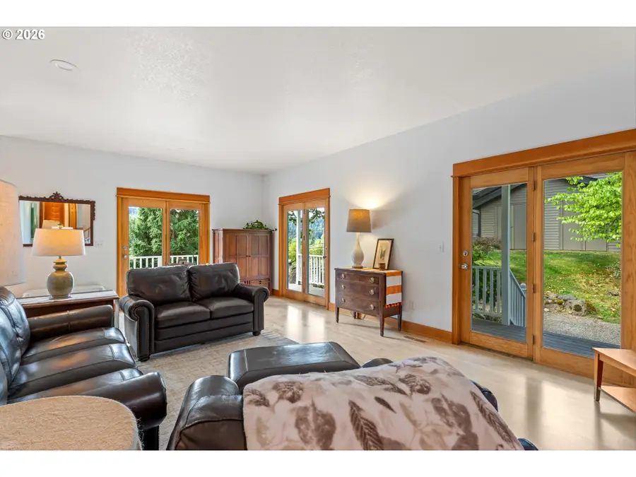 2678 5th Ave, West Linn, OR 97068 - #3