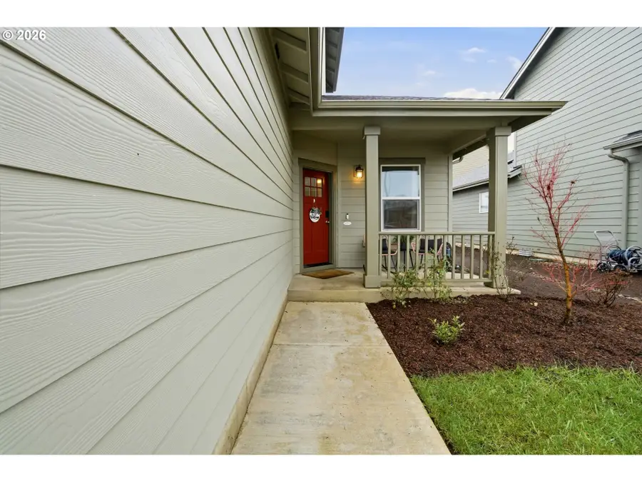 1631 SE Salmonberry Ave, Dallas, OR 97338 - #3