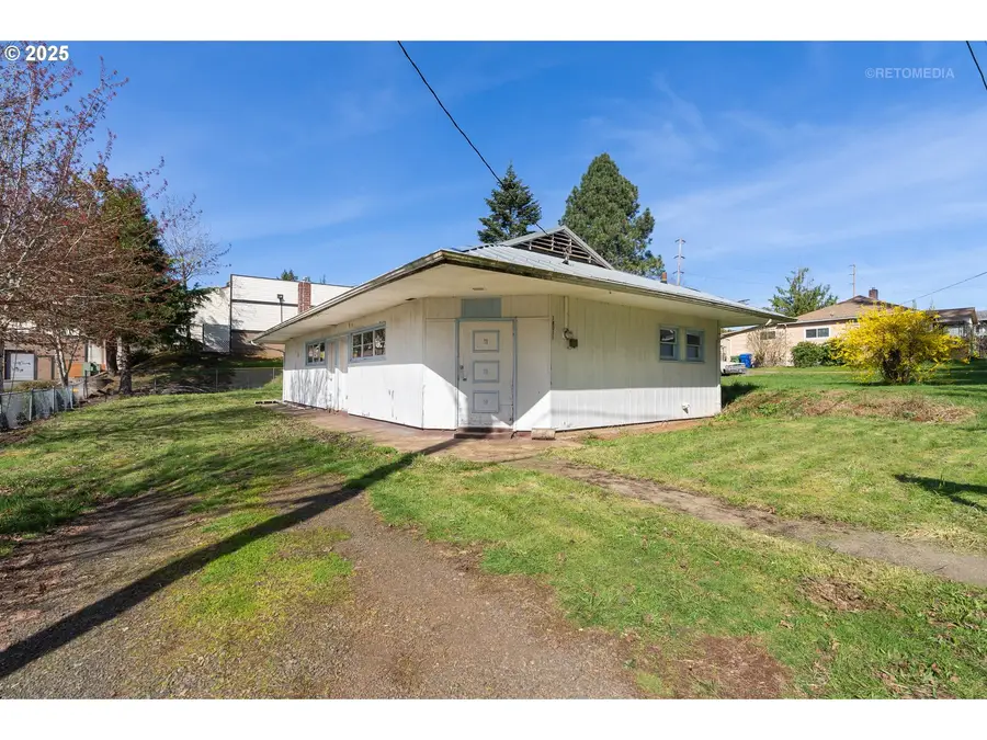 38091 Sunset St, Sandy, OR 97055 - #2