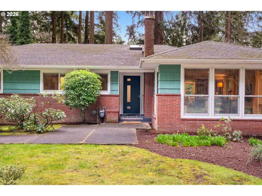 656 NE 148th Ave, Portland, OR 97230 - #2