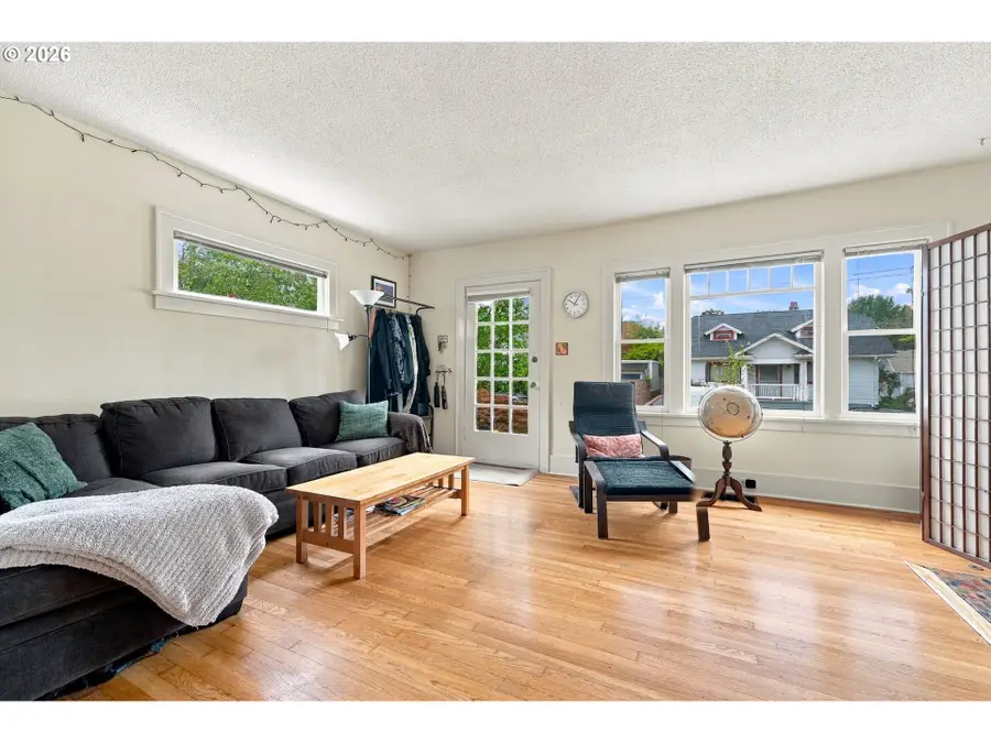 1318 SE Palm St, Portland, OR 97214 - #2