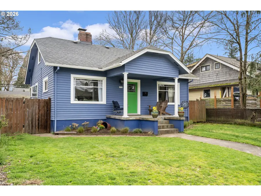 6362 N Commercial Ave, Portland, OR 97217 - #2