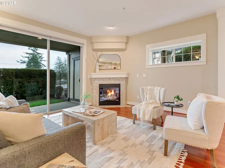 3642 SW Baird St #5, Portland, OR 97219 - #3